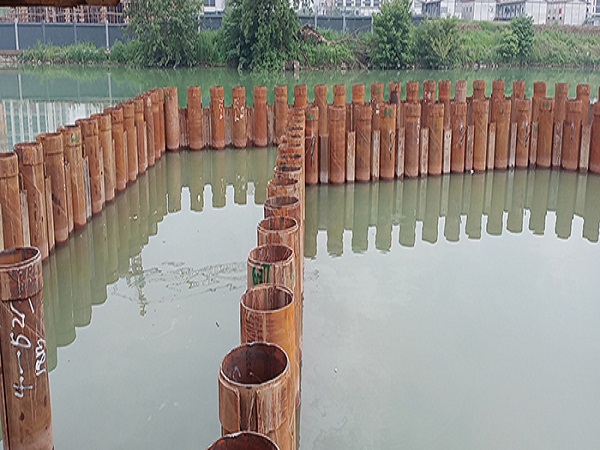 pc工法組合鋼管樁可用哪些方法來(lái)密封防水